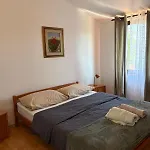Veronica Apartment