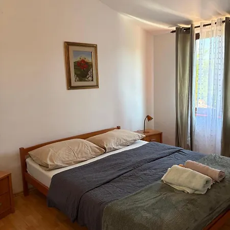 Veronica Apartment